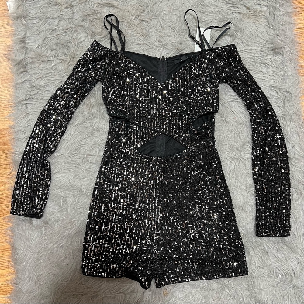 New papaya sequence romper size M